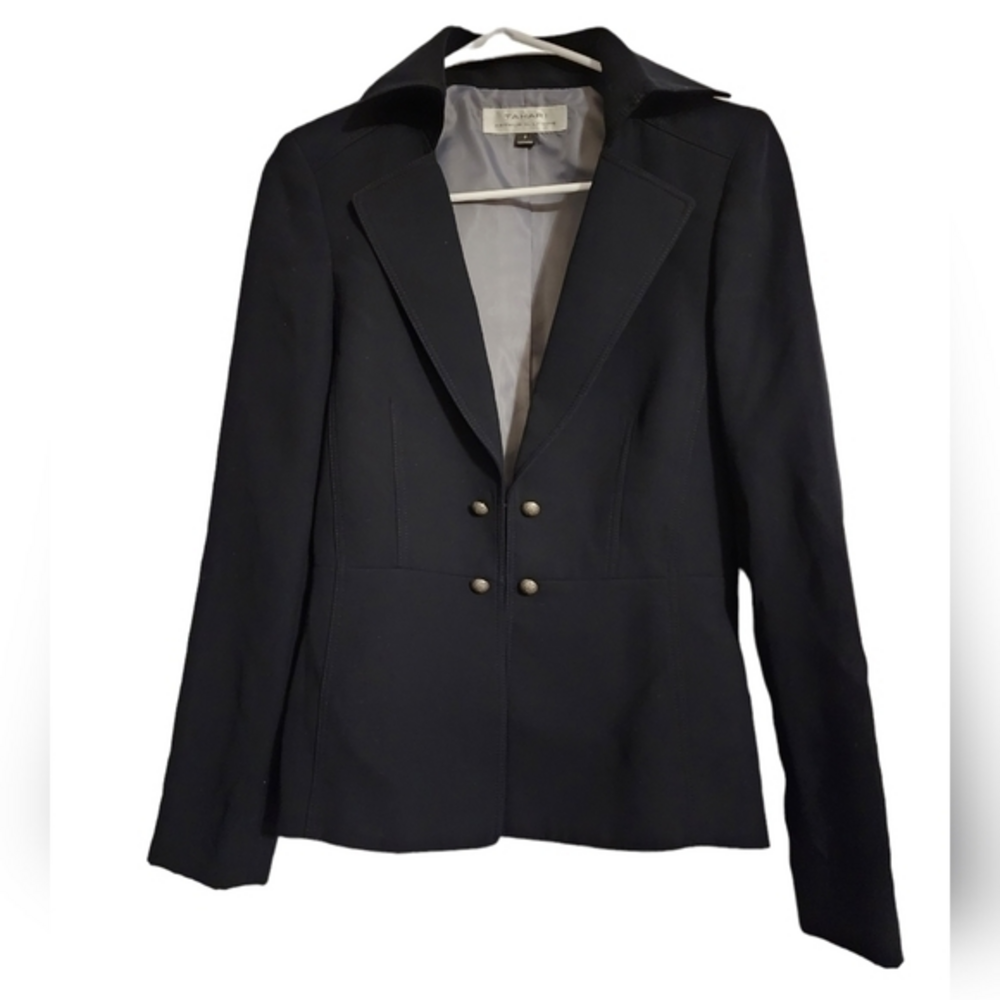 Tahari blazer